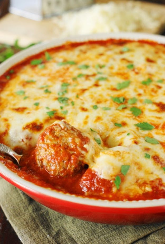Potluck Recipe Ideas - Easy Meatball Parmesan Casserole - Easy Recipes to Take To Potlucks - Dinner Casseroles, Salads, One Pot Meals, Pasta Dishes, Quick Crockpot Recipes