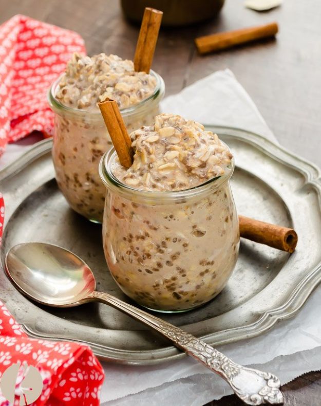 Overnight Oats Recipes - Chai Spiced Chia Overnight Oats - Easy Breakfast Recipe Idea - Healthy Fruit to Add Blueberry, Banana, Strawberry and Pineapple, Apple Cinnamon - Brunch Ideas and Kids Breakfasts http://diyjoy.com/overnight-oats-recipes