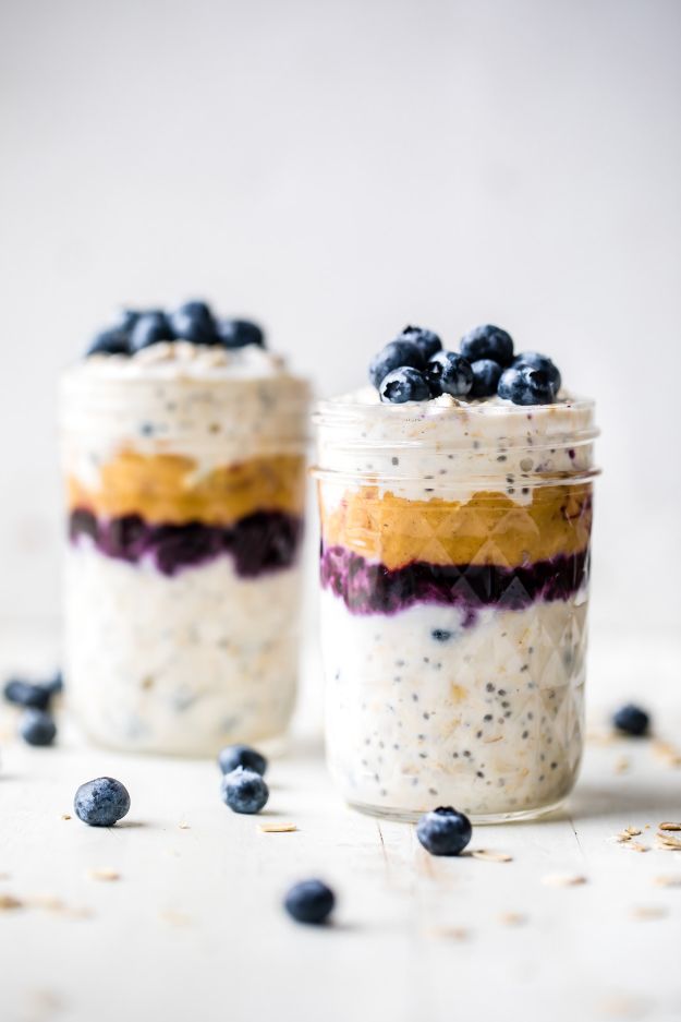 Overnight Oats Recipes - Peanut Butter Blueberry Overnight Oats - Easy Breakfast Recipe Idea - Healthy Fruit to Add Blueberry, Banana, Strawberry and Pineapple, Apple Cinnamon - Brunch Ideas and Kids Breakfasts http://diyjoy.com/overnight-oats-recipes