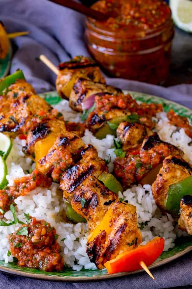 Best Mexican Food Recipes - Mexican Chicken Skewers with Rice and Picante Salsa - Authentic Mexican Foods and Recipe Ideas for Casseroles, Quesadillas, Tacos, Appetizers, Tamales, Enchiladas, Crockpot, Chicken, Beef and Healthy Foods - Desserts and Dessert Ideas Like Churros , Flan amd Sopapillas #recipes #mexicanfood #mexicanrecipes #recipeideas #mexicandishes http://diyjoy.com/mexican-food-recipes