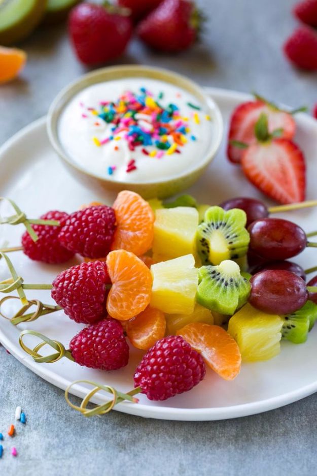 Best Recipe Ideas for Summer - Fruit Kabobs - Cool Salads, Easy Side Dishes, Recipes for Summer Foods and Dinner to Beat the Heat - Light and Healthy Ideas for Hot Summer Nights, Pool Parties and Picnics http://diyjoy.com/best-recipes-summer
