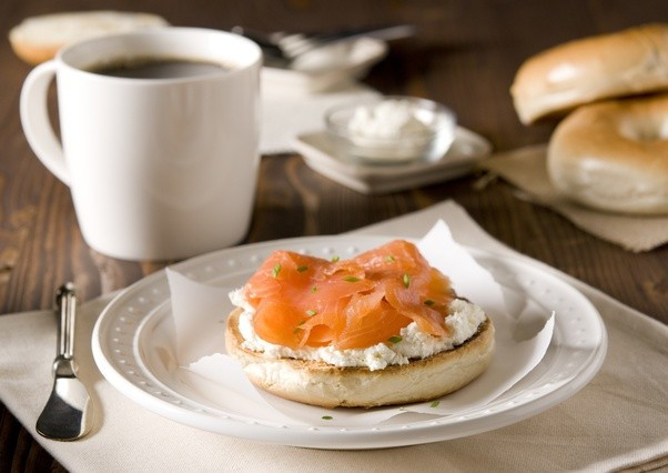 Are Bagels Bad For Weight Loss
 Is a bagel with cream cheese and coffee a good breakfast
