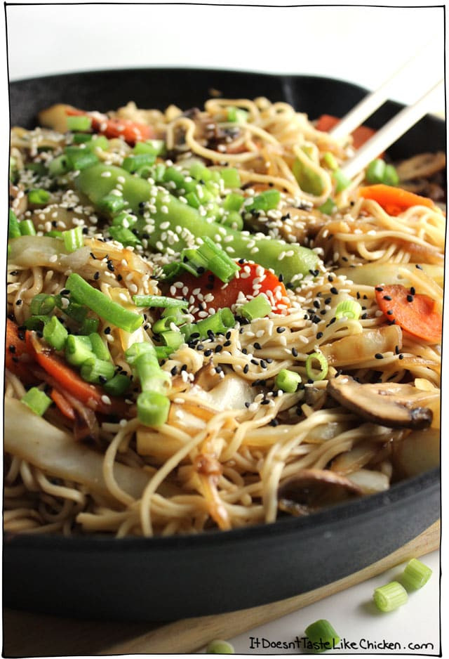 Are Chow Mein Noodles Vegan
 Veggie Chow Mein it doesn t taste like chicken
