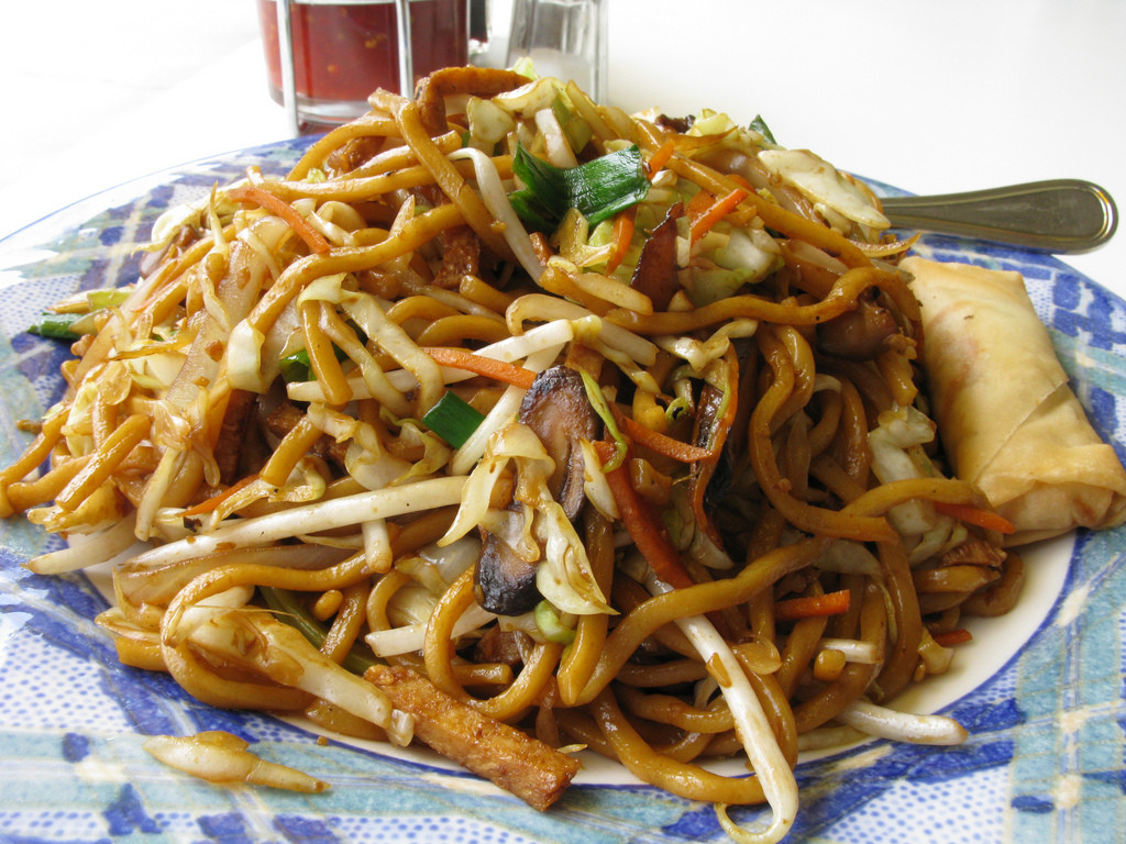 Are Chow Mein Noodles Vegan
 chow mein noodles at Loving Hut Vegan Cuisine