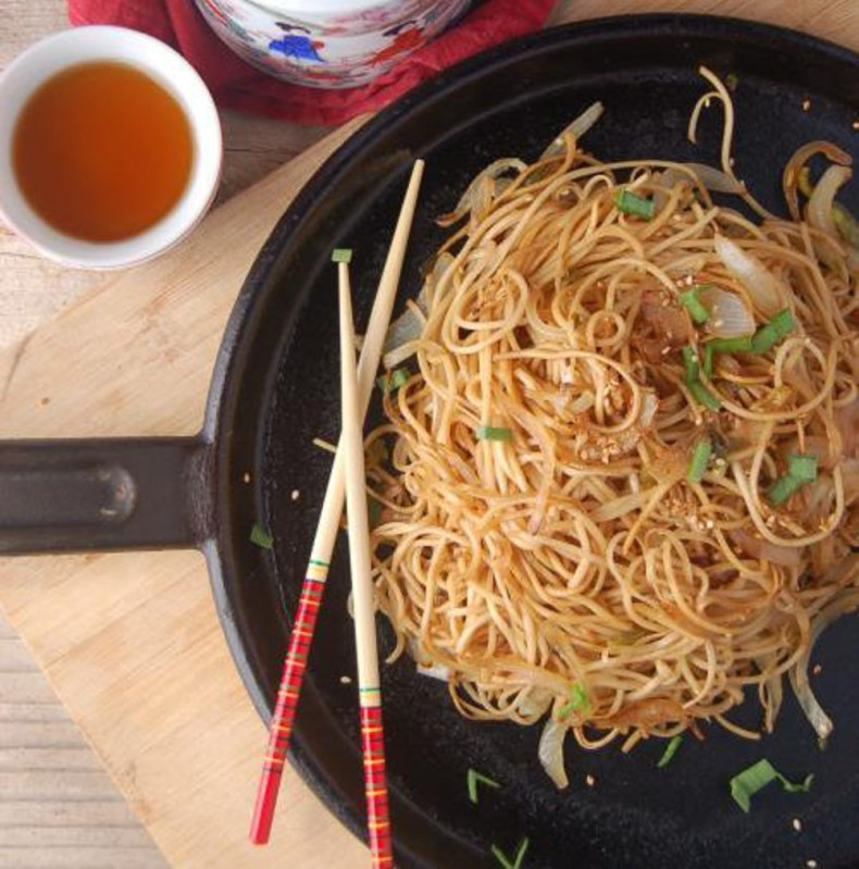 Are Chow Mein Noodles Vegan
 Dim Sum Soy Sauce Chow Mein Noodles [Vegan] e Green Planet