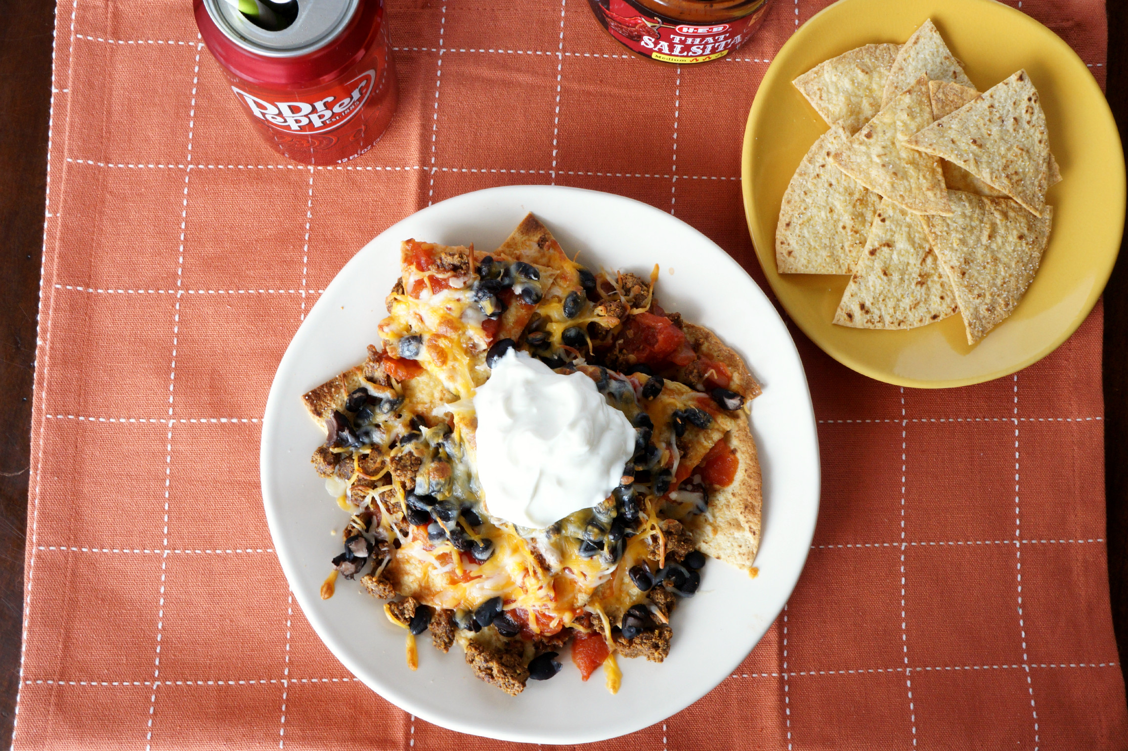 Baked Nachos Vegetarian
 ve arian nachos with homemade baked chips