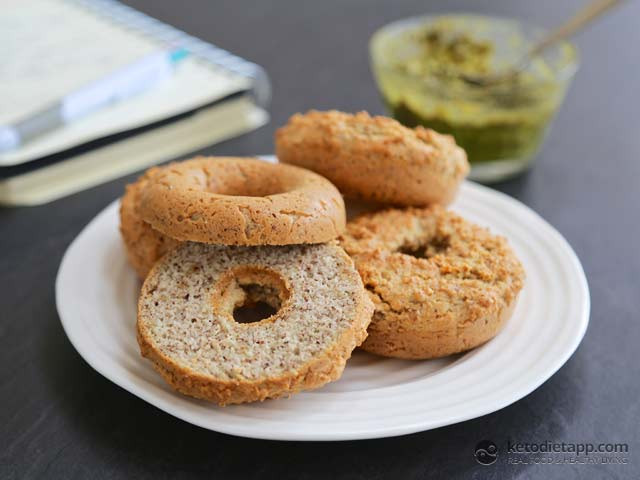 Best Low Carb Bagels
 Easy Low carb Bagels