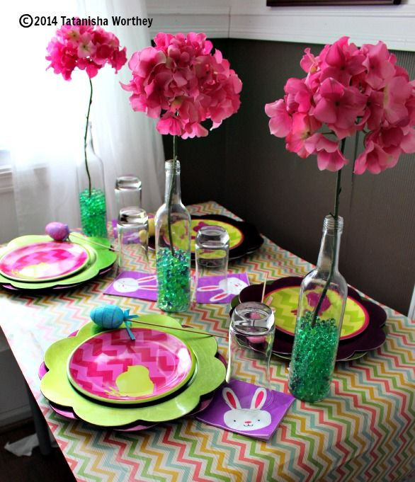 Cheap Easter Dinner Ideas
 Using Wrapping Paper to Cover Tables frugal table decor