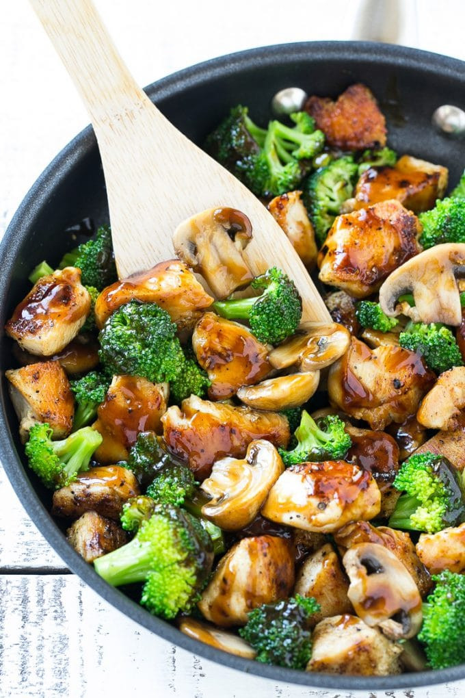 Chicken And Broccoli Recipes Low Calorie
 Chicken and Broccoli Stir Fry Dinner at the Zoo