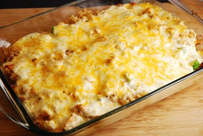 Chicken And Rice Casserole Healthy
 Cheesy Chicken and Rice Casserole – 7 Points LaaLoosh