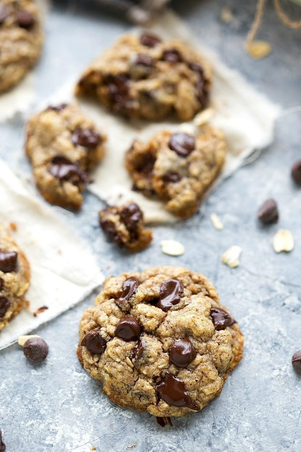 Choc Chip Oatmeal Cookies Healthy
 The BEST healthy oatmeal chocolate chip cookies