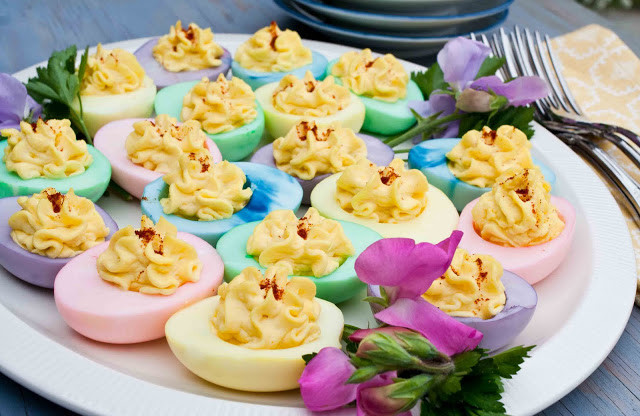 Colored Deviled Eggs For Easter
 30 Creative Deviled Egg And Hard Boiled Egg Holiday Ideas