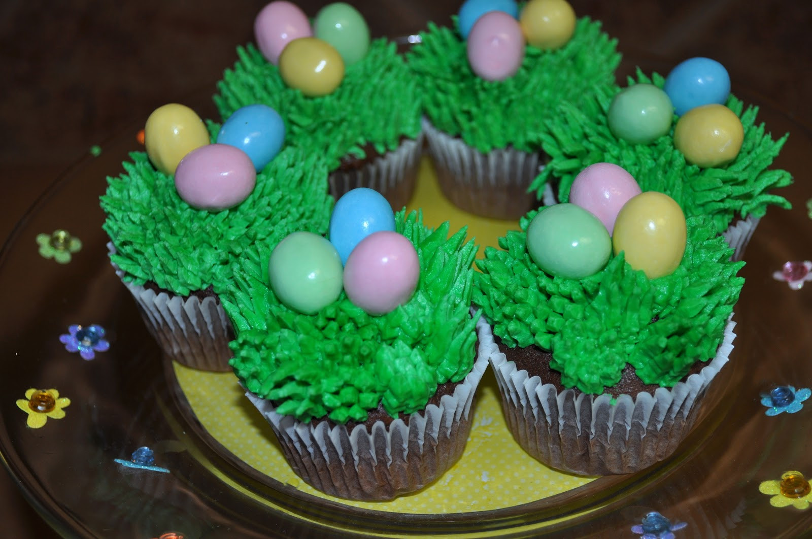 Cupcakes For Easter
 Morgan s Cakes Easter Cupcakes