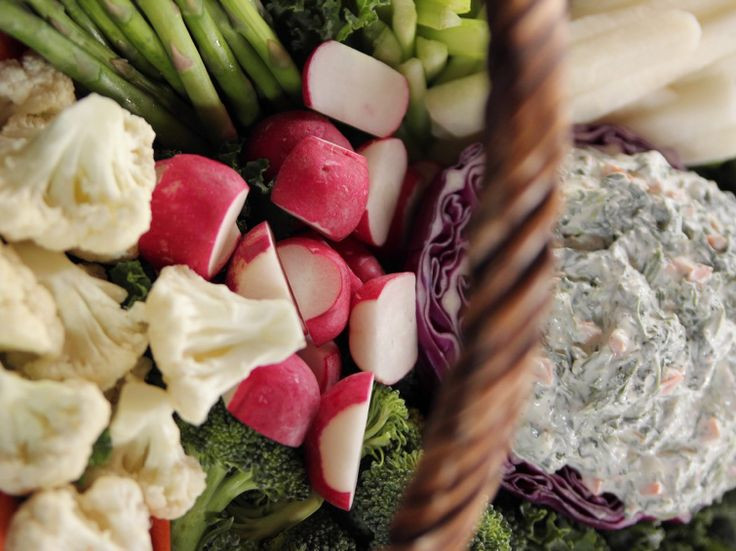 Easter Appetizers Food Network
 Easter Crudite Basket with Spinach Dip recipe from Ree