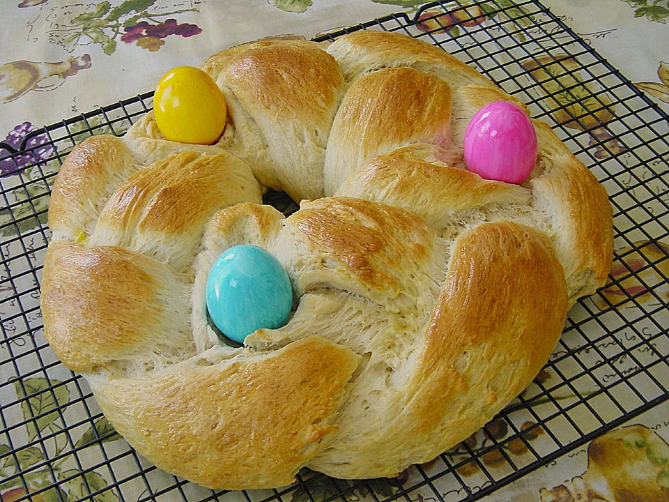 Easter Bread German
 Easter Sweet Bread Wreath Authentic German • Best German