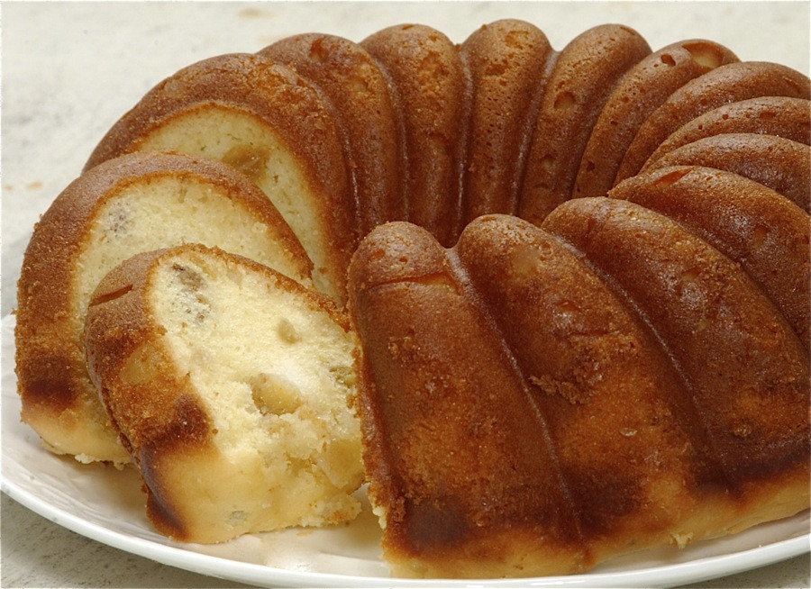 Easter Bread History
 Polish Babka an Easter tradition and no need to knead