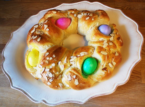 Easter Bread With Eggs
 Braided Easter Egg Bread
