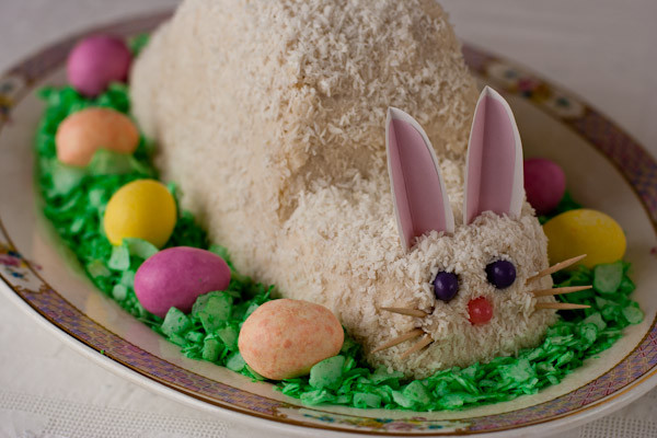 Easter Bunny Cake Recipe
 25 Wonderful DIY Easter Bunny Cakes