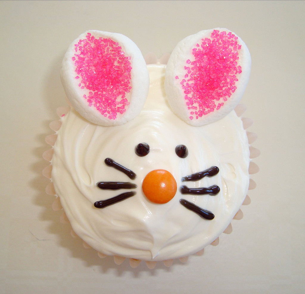 Easter Bunny Cupcakes Easter Bunny Cupcakes by Dolce Danielle