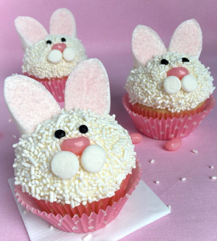 Easter Bunny Cupcakes
 Easy Easter Bunny and Chick Cupcakes