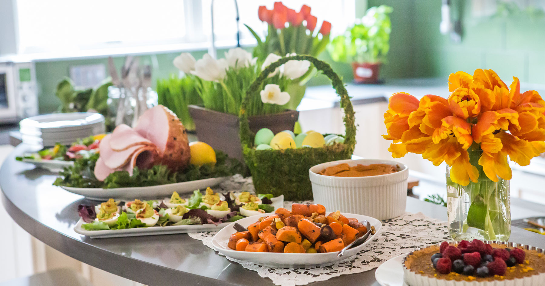 Easter Dinner Catering
 Chains jockey for heat and eat Easter sales