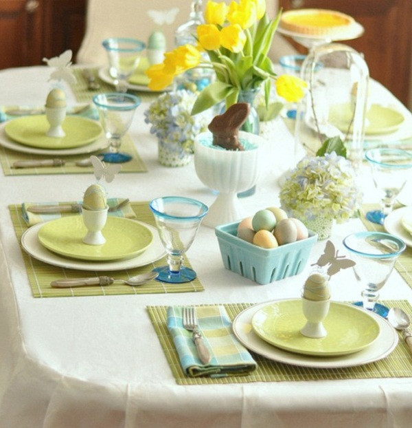 Easter Dinner Table
 20 Stylish and unique Easter dinner table decorations