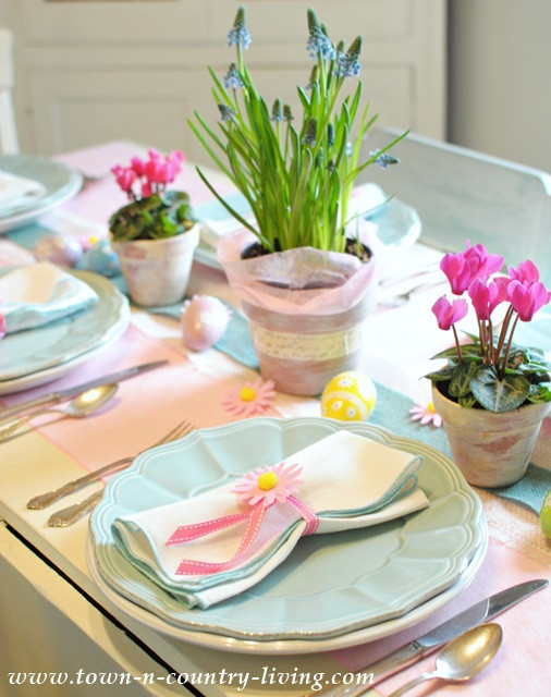 Easter Dinner Table Settings
 10 Last Minute Easter Projects Town & Country Living