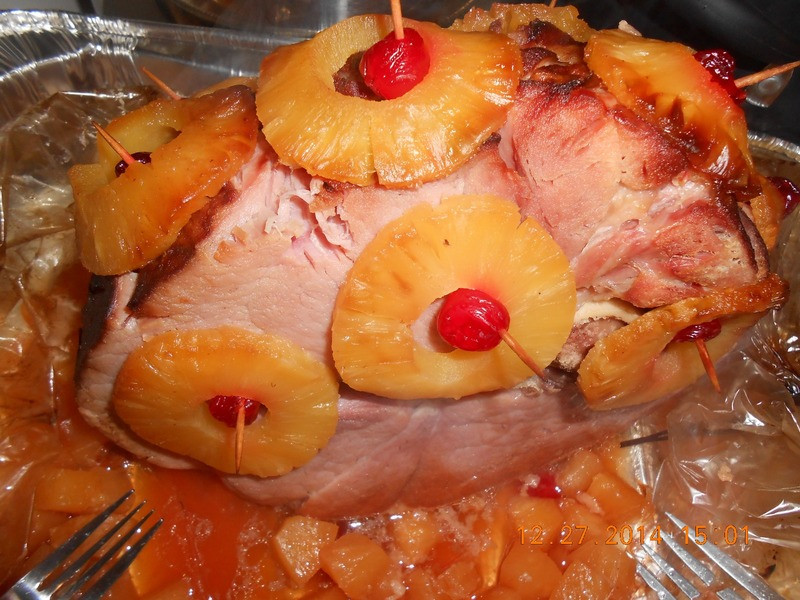 Easter Ham Recipes Pineapple
 Holiday Ham with Pineapples Easter or Christmas Recipe