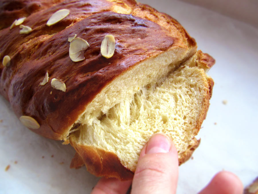 Easter Sweet Bread Recipe
 Traditional Greek Easter Bread Tsoureki Real Greek Recipes