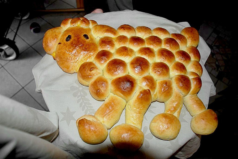 Easter Sweet Bread
 Easter Sweet Bread Lamb • Best German Recipes