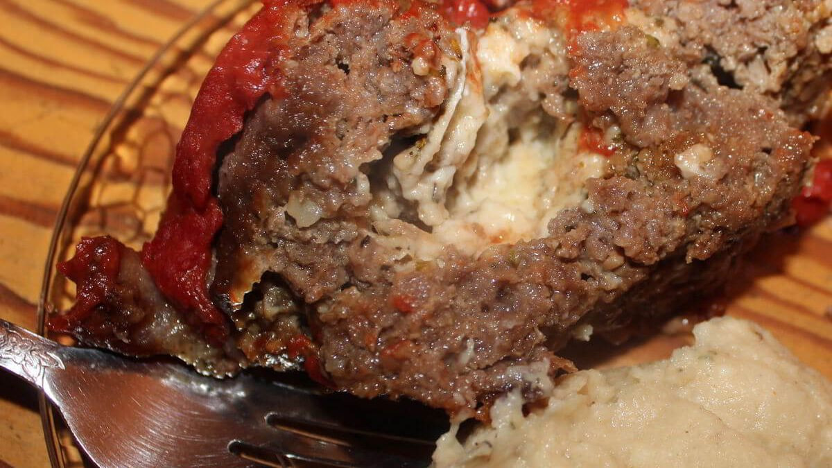 Easy Low Carb Meatloaf
 Pinwheel Low Carb Meatloaf · Low Carb Zen