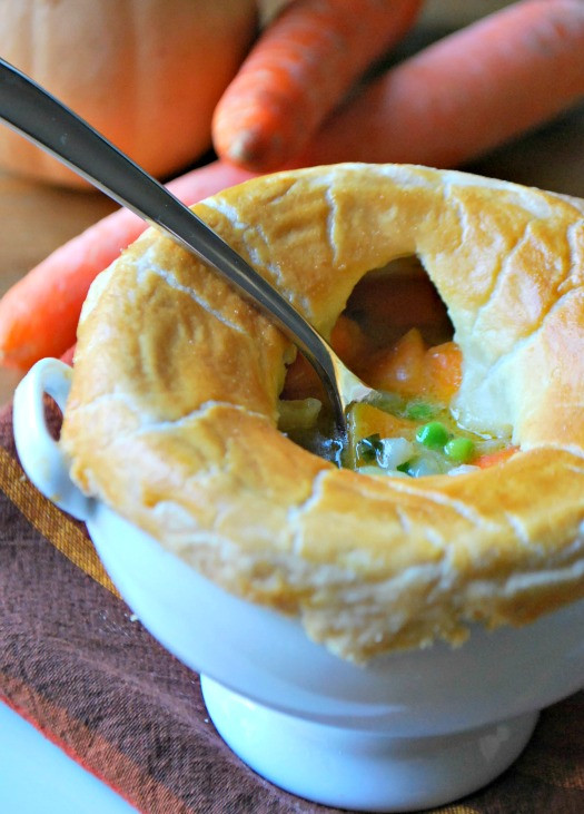 Easy Vegetarian Pot Pie
 4 tips for wel ing ve arians to the holiday table