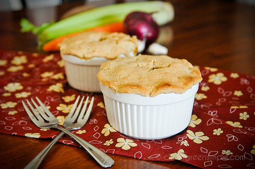 Easy Vegetarian Pot Pie
 Easy Veggie Pot Pie