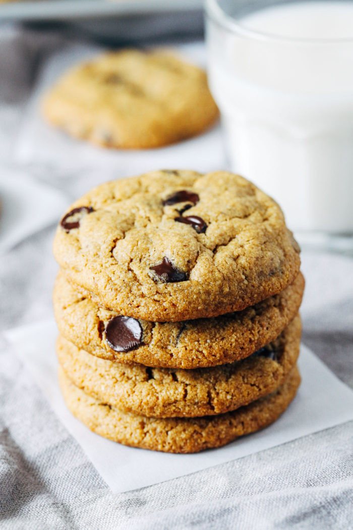 Gluten Free Vegan Chocolate Chip Cookies
 The Best Vegan and Gluten free Chocolate Chip Cookies