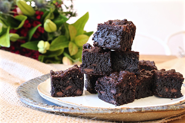 Gooey Vegan Brownies
 Chewy Fudgey Vegan Double Choc Brownie The Whole Daily