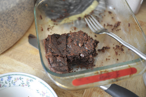 Gooey Vegan Brownies
 neverhomemaker Gooey Vegan PB Chocolate Brownies