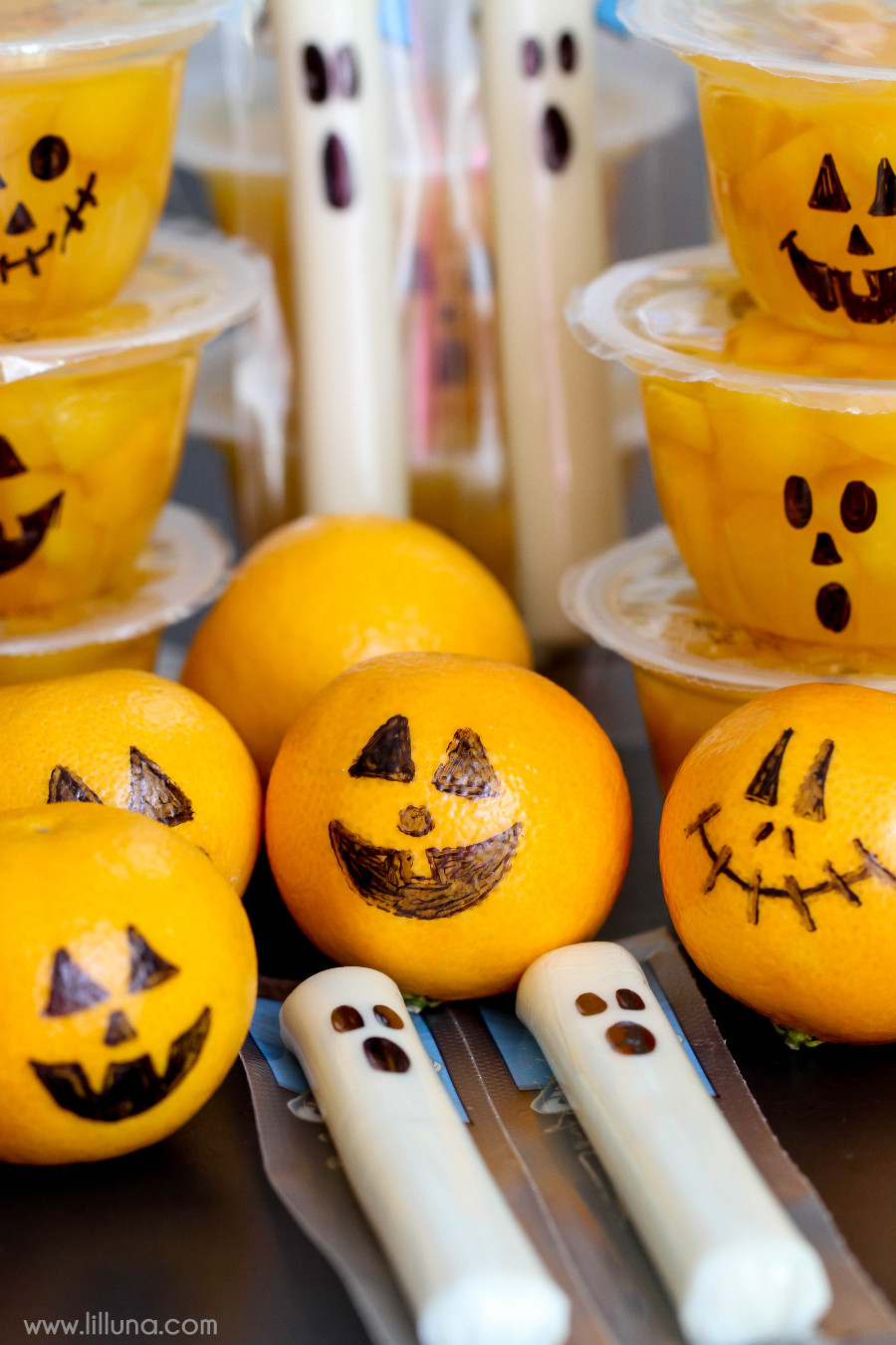 Halloween Healthy Snacks
 Healthy Halloween Snacks Perfect for Parties