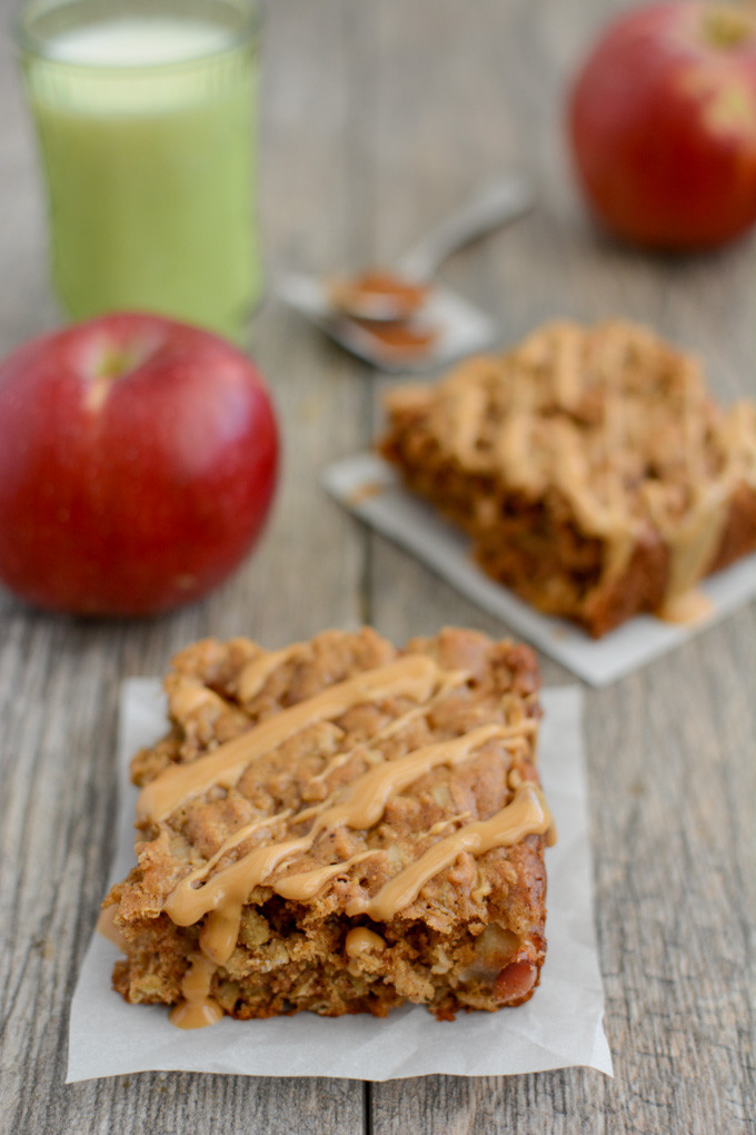 Healthy Breakfast Bars
 Apple Cinnamon Breakfast Bars