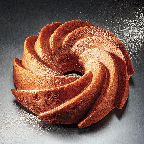 Healthy Bundt Cake Recipes
 Apple Cinnamon Bundt Cake 51 Beautiful Holiday Desserts
