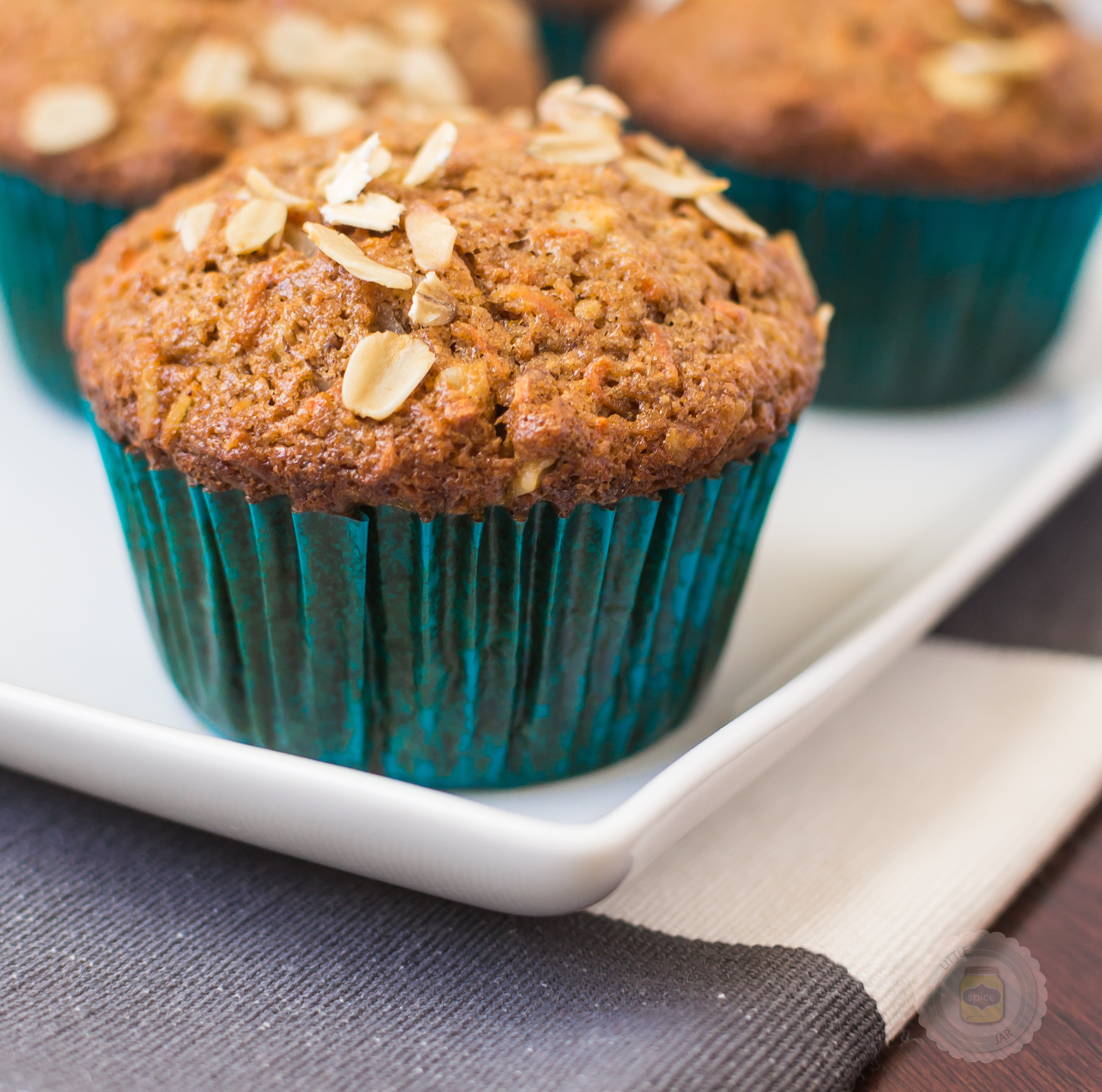 Healthy Carrot Cake Muffins
 SUPER MOIST AND HEALTHY CARROT CAKE MUFFINS