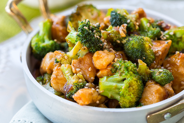 Healthy Chicken And Broccoli Recipes
 Chicken and Broccoli Stir Fry