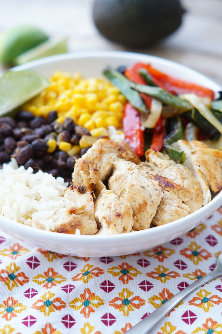 Healthy Dinner Ideas With Chicken
 Chicken Fajita Rice Bowls