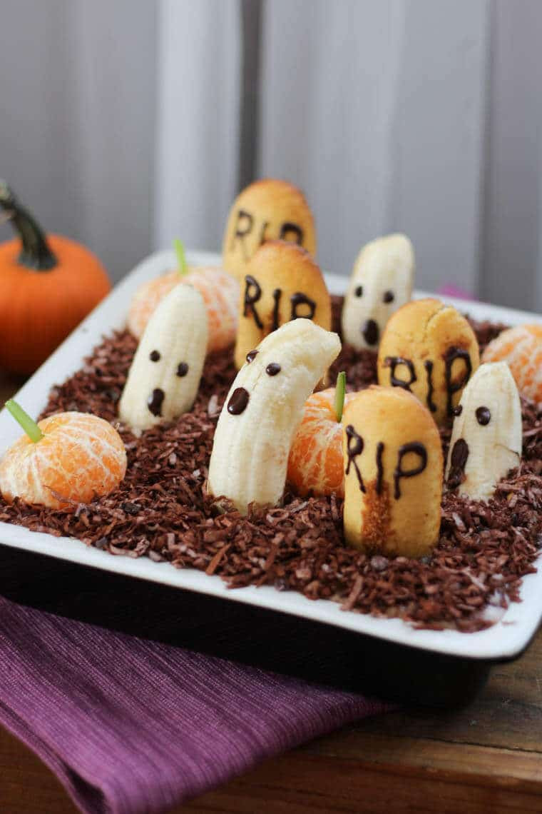 Healthy Halloween Desserts
 Healthy Halloween Dessert Dip Edible Graveyard