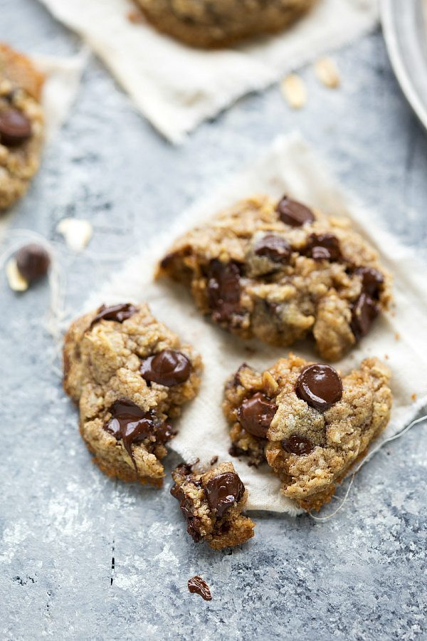 Healthy Oatmeal Cookies No Sugar
 The BEST healthy oatmeal chocolate chip cookies