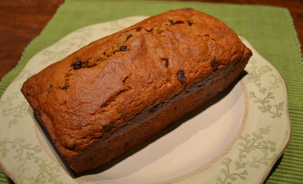 Healthy Pumpkin Chocolate Chip Bread
 Hungry Meets Healthy Low Fat Chocolate Chip Pumpkin Bread