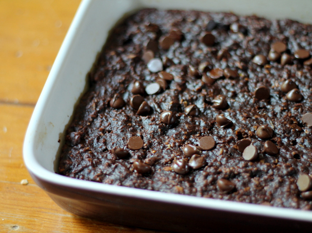 Healthy Zucchini Brownies
 Flourless Chocolate Chip Zucchini Oat Brownies vegan