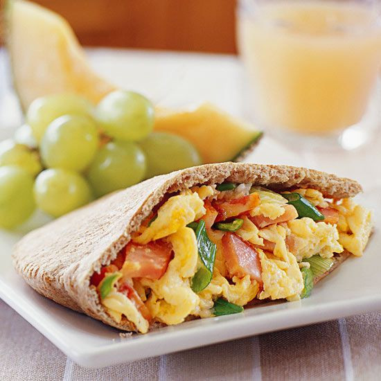 Heart Healthy Breakfast Foods
 Eggs and Canadian Bacon in Pita Pockets Recipe