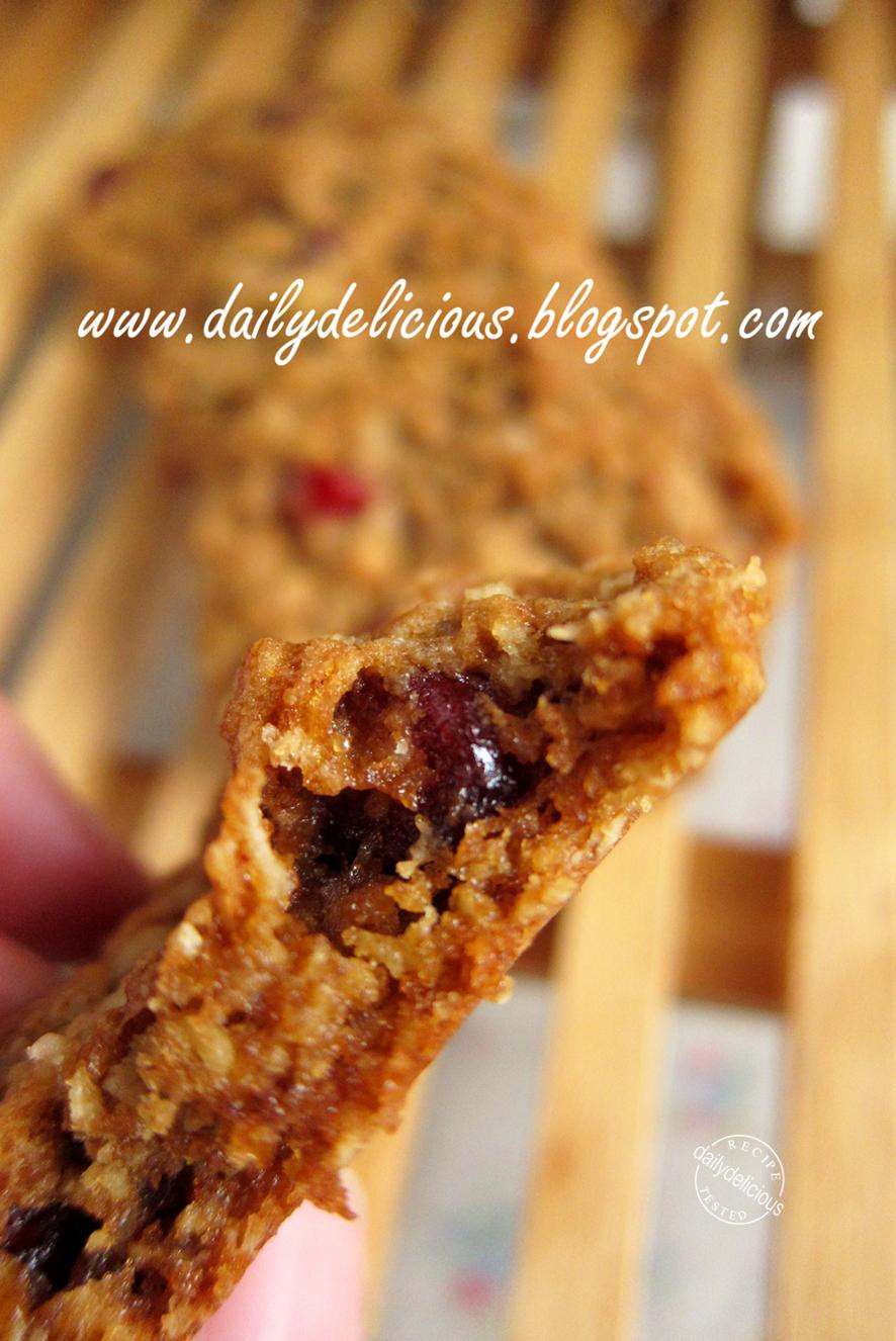 High Fiber Oatmeal Cookies
 dailydelicious High Fiber Oat and Cranberry Cookies