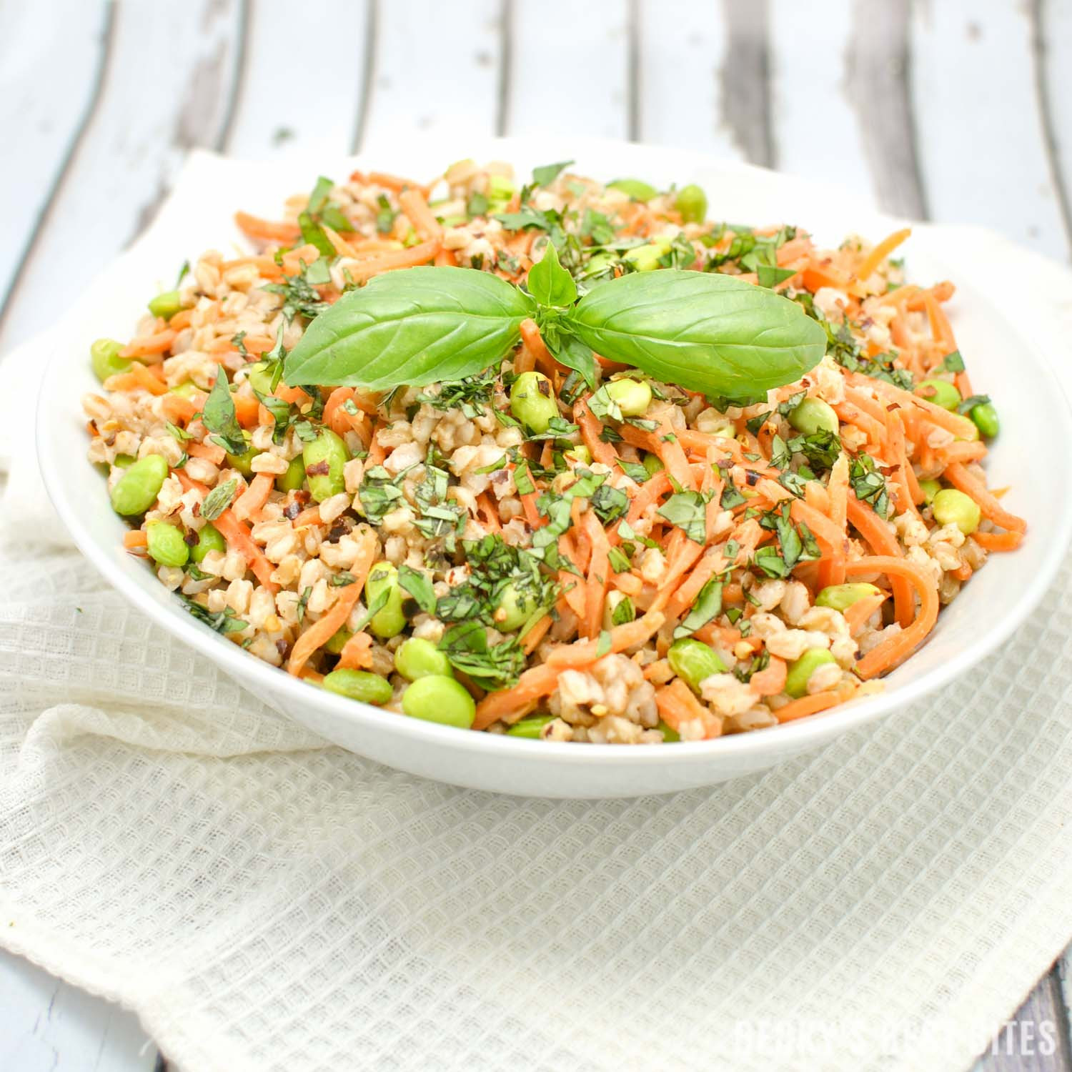 High Fiber Side Dishes
 Spicy Farro Salad with Edamame and Carrots