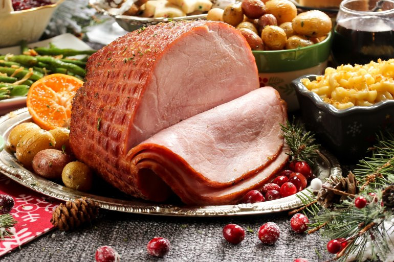 Hyvee Easter Dinner
 Hy Vee and local first responders to give away 500 hams